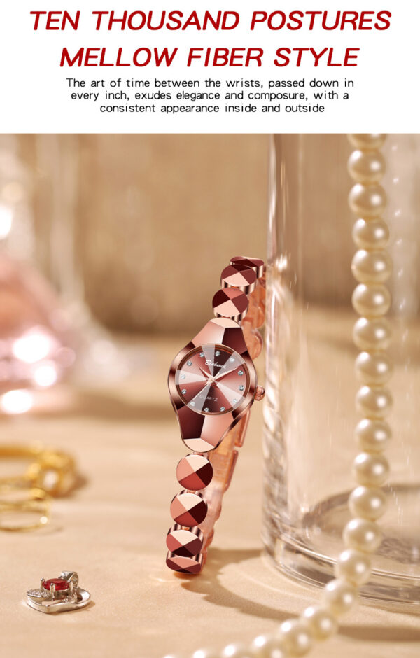 Elegant Women’s Waterproof Quartz Watch | Chic Bracelet Design | Light Luxury INS Style